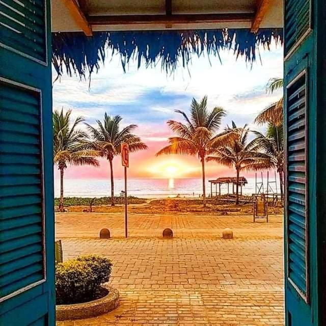 Puerto López Cafe Madame酒店 外观 照片